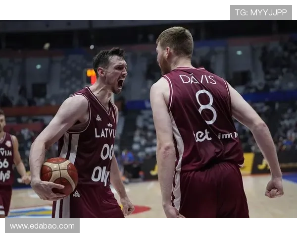 从上帝的视角看足球明星的辉煌与挑战之路