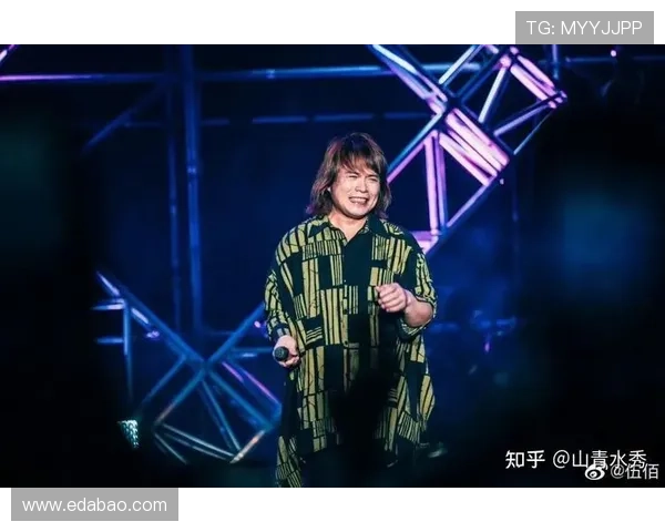 伍佰的音乐灵魂与足球明星的激情碰撞探索两者交融的奇妙之旅